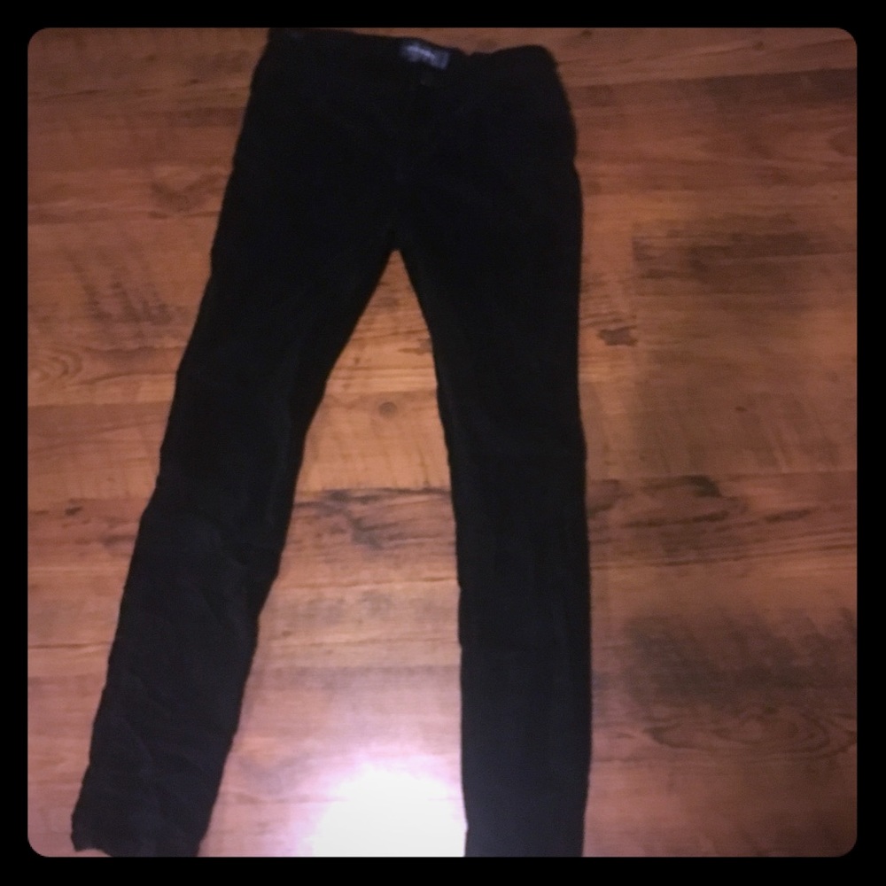 Adjustable black velvet jeans